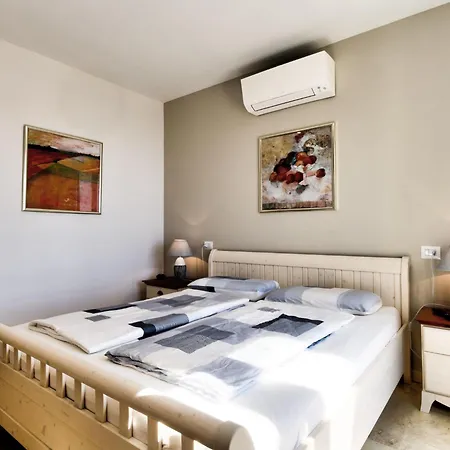Apartment Montecristo - Di Sogno By Interhome *